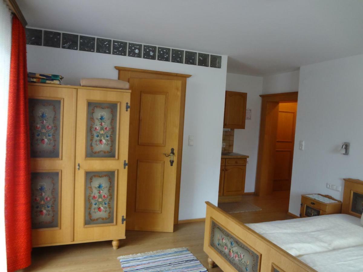 Haus Bergheimat Hotell Kals-am Großglockner Exteriör bild